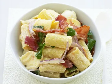 creamy tomato pasta salad