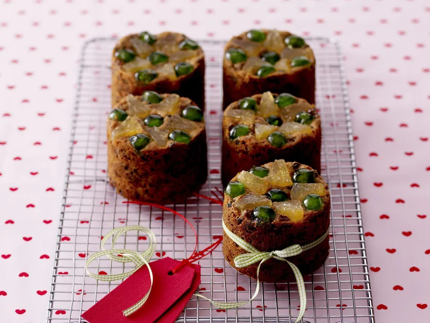 Fruit cakes