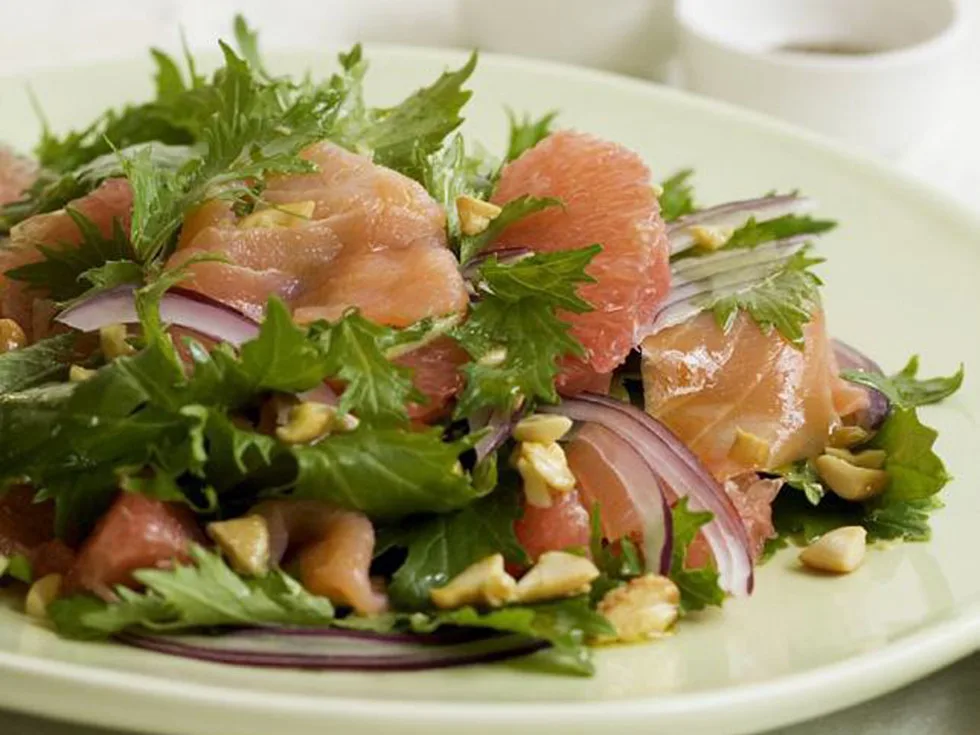 RUBY RED GRAPEFRUIT, SALMON AND MIZUNA SALAD