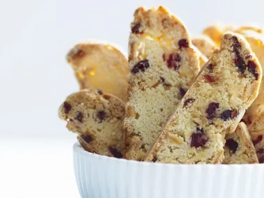 APPLE, CRANBERRY AND WHITE CHOCOLATE BISCOTTI