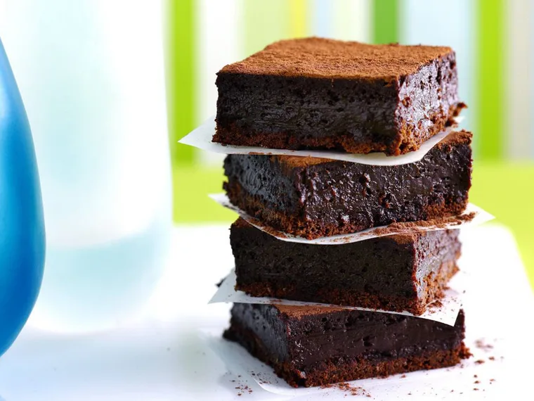 TRIPLE CHOCOLATE SLICE