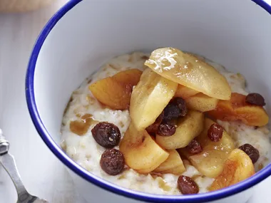 porridge with apple compote