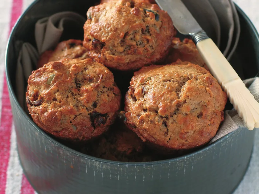 Overnight date and muesli muffins