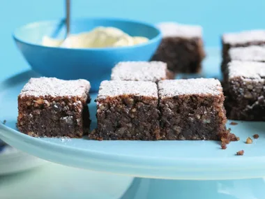 nutty choc-orange cake
