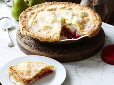 pear cranberry pie