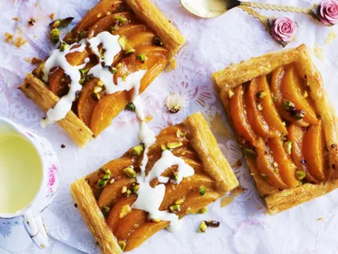 apricot and pistachio tart