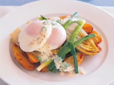 braised leek and witlof salad with poached eggs and roasted kipflers
