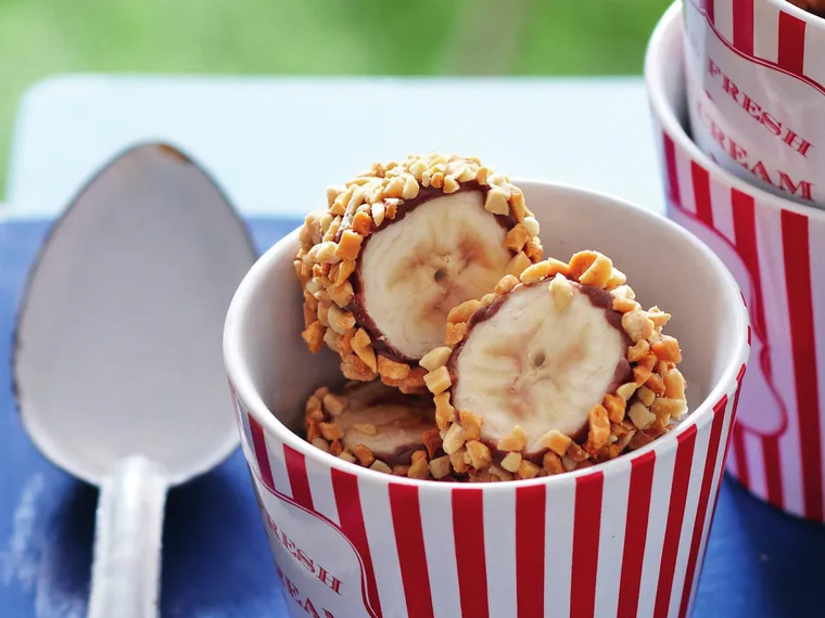 Choc banana bites
