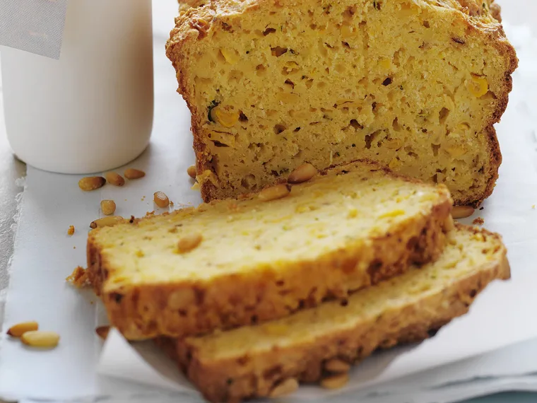ZUCCHINI AND CORN Bread