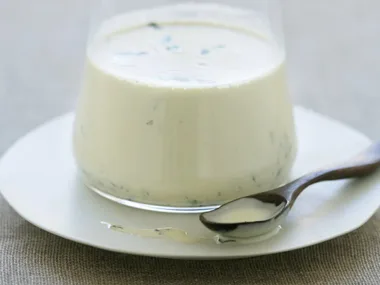 mustard and basil cream