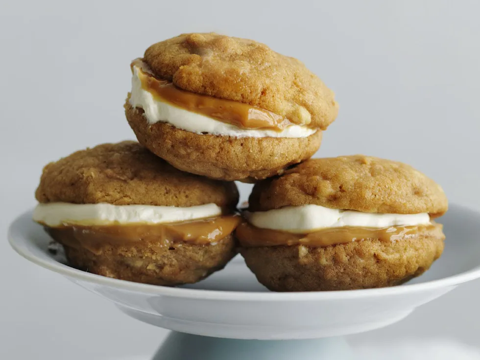 CARAMEL APPLE Whoopie   Pies