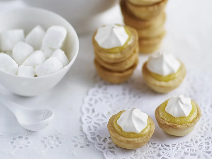 Lemon meringue tartlets