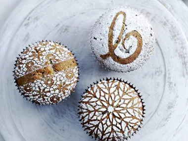 SUGAR AND Caramel LACE Cupcakes