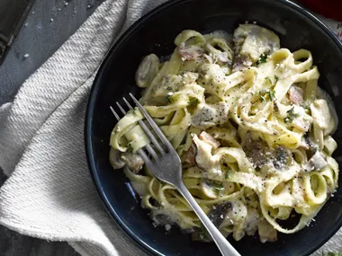 TAGLIATELLE WITH CREAMY  MUSHROOM  and Bacon   Sauce