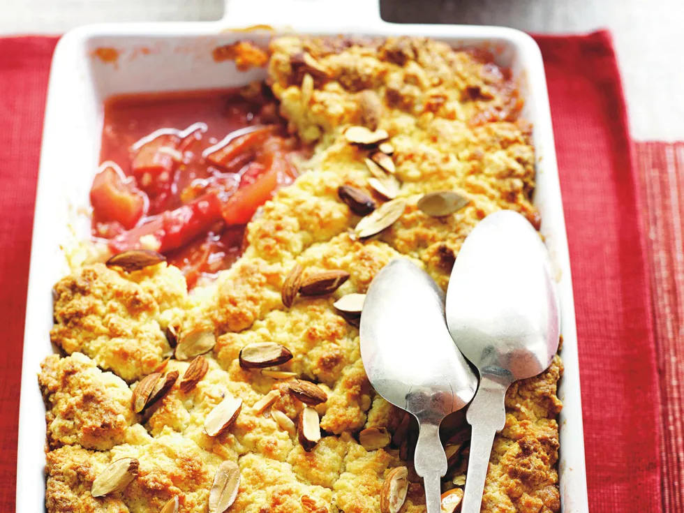 QUINCE AND RHUBARB Cobbler