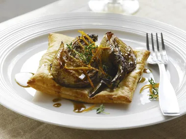 Caramelised fennel tarts