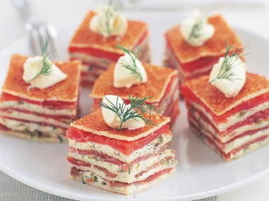 smoked salmon and dilled sour cream crêpe cakes