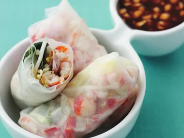 pork and prawn vietnamese summer rolls