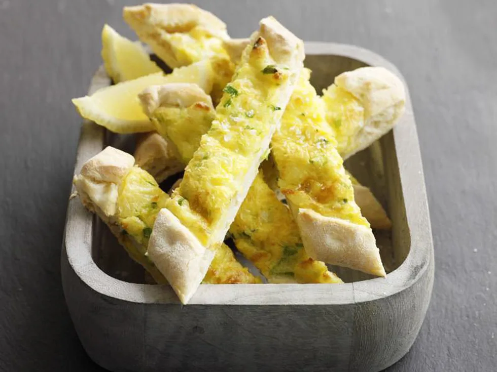 egg and cheese pide