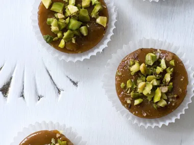 Orange caramels