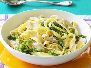 CHICKEN AND BROCCOLINI TAGLIATELLE