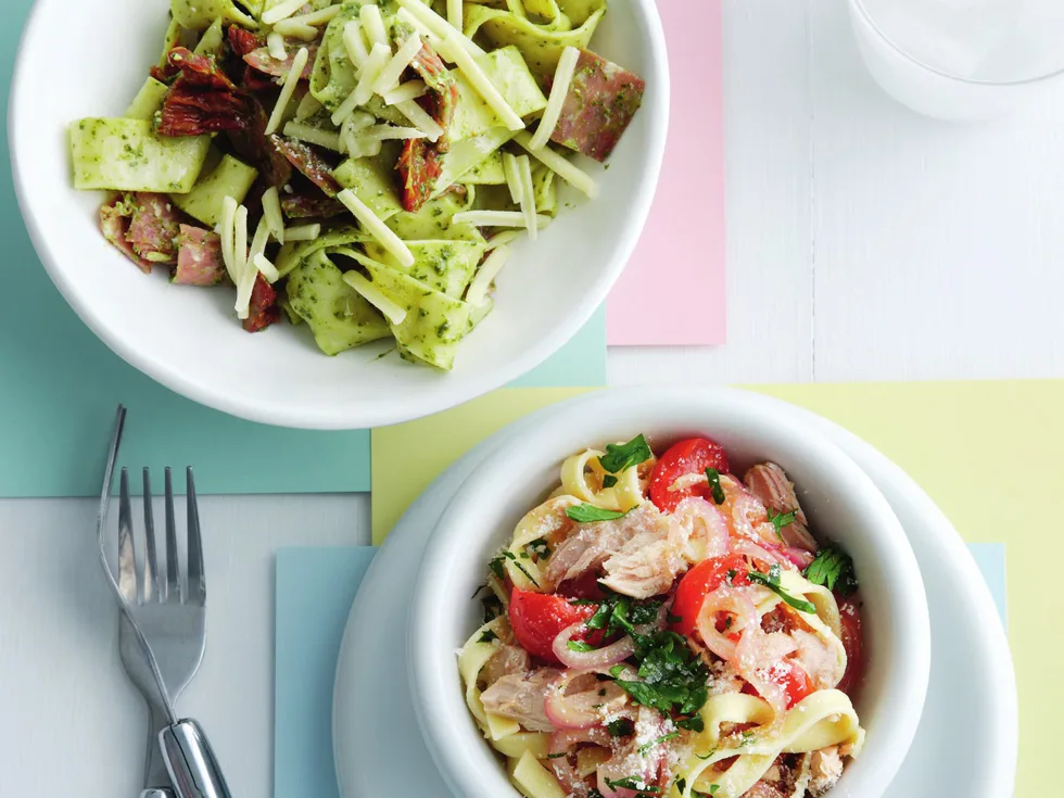 pappardelle pesto with semi-dried tomatoes
