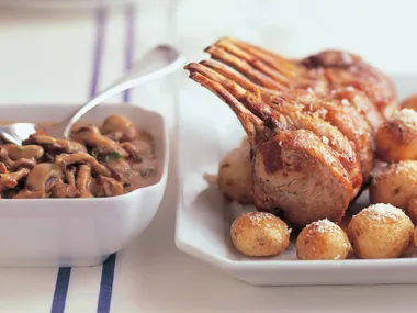 Veal rack with roasted mushroom sauce