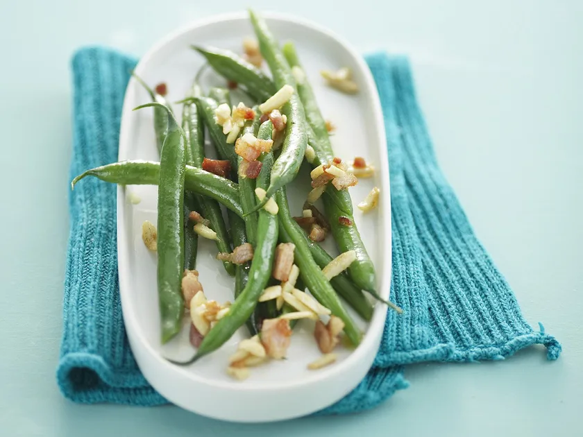 Green beans almondine