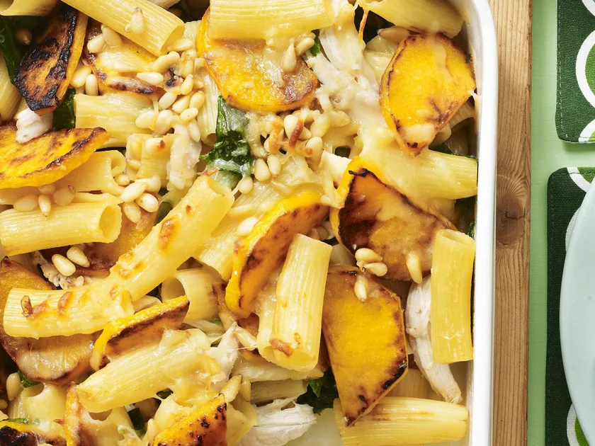 Chicken and pumpkin pasta bake