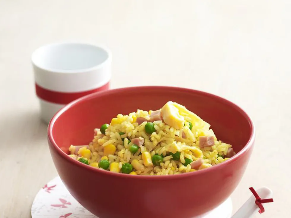 CURRIED FRIED RICE WITH VEGETABLES