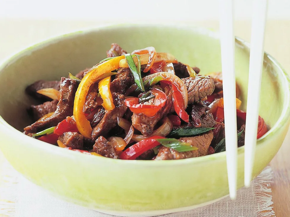 stir-fried lamb in black bean sauce