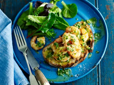 Garlic prawns with sourdough toast