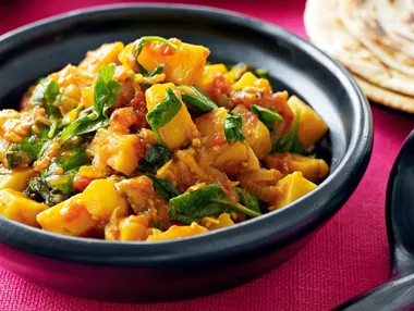 Chickpea, potato and spinach curry