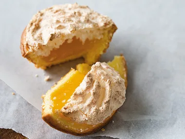 Lime and coconut tarts