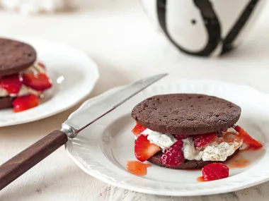 Salted chocolate sablé