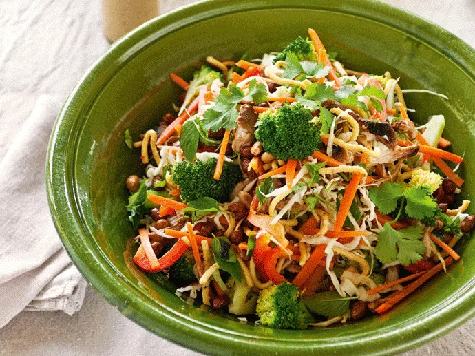 Ginger chicken satay salad