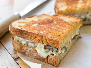 Smoked fish toasties