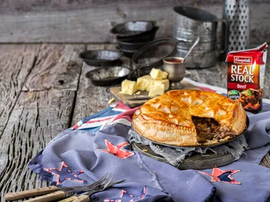 Beef and cheddar pie