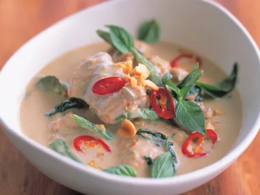 Chicken panang curry (gaeng panaeng gai)