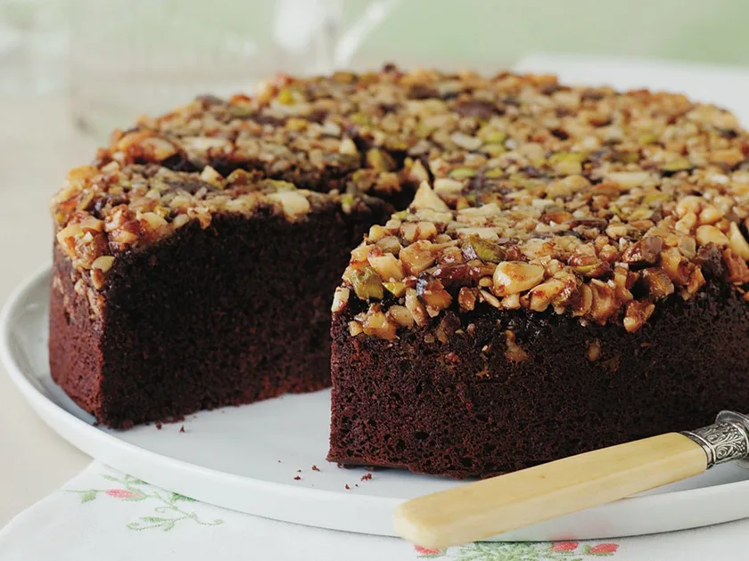 Upside-down chocolate caramel nut cake