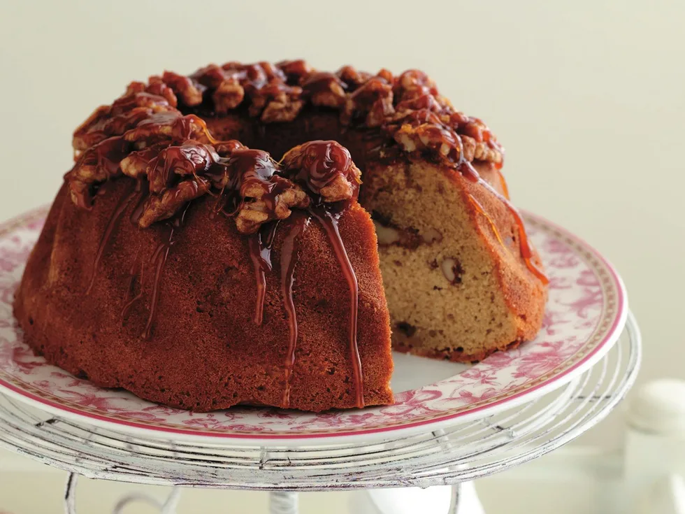 Coffee and walnut cake