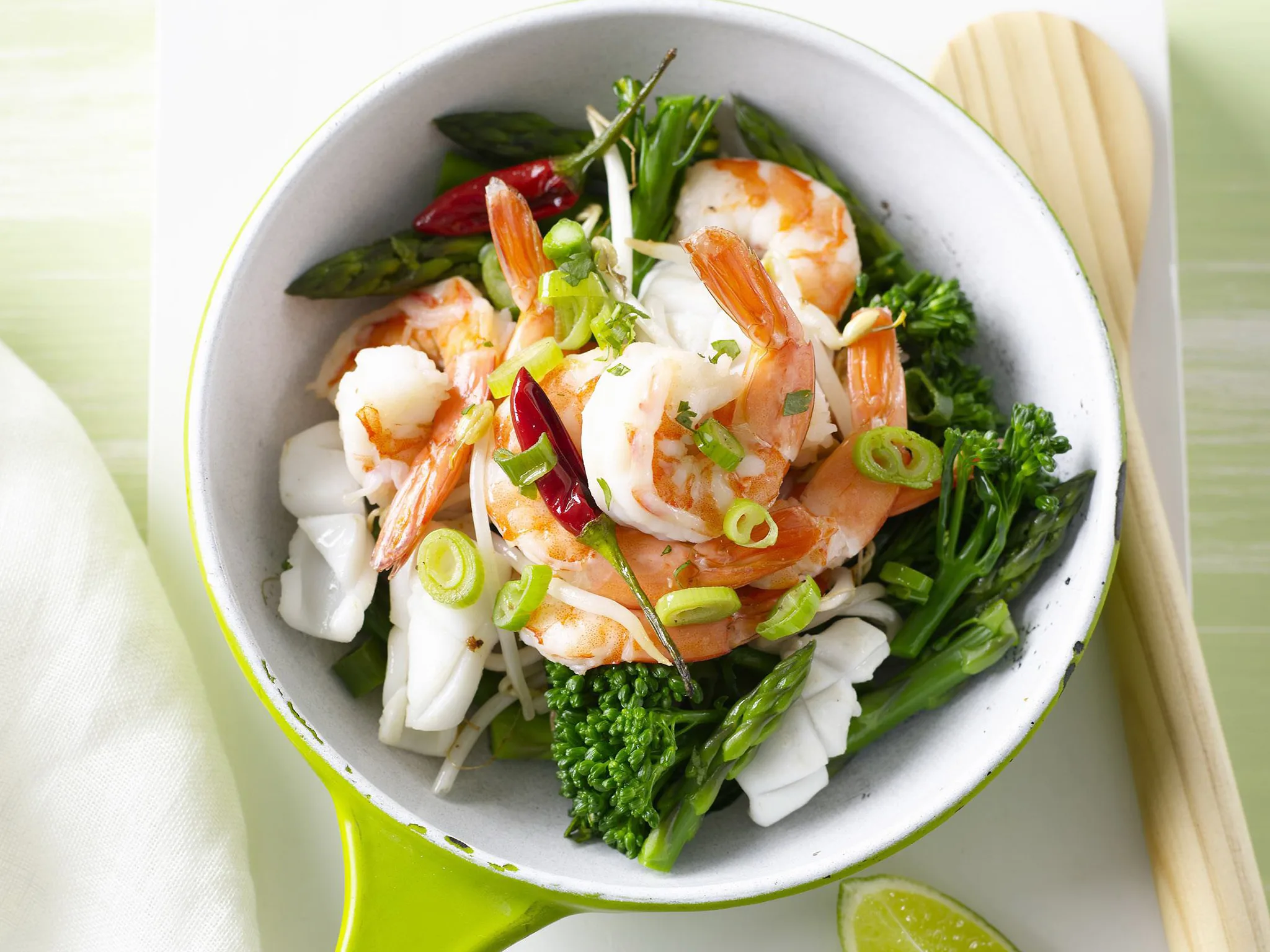 Garlic seafood stir-fry