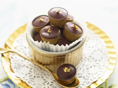 Frozen raspberry truffles