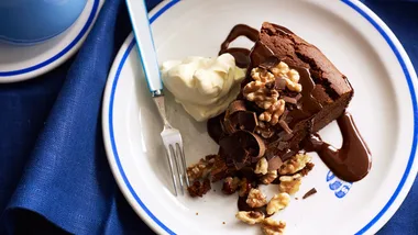 Chocolate fudge cake