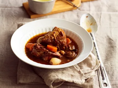 Slow cooker coq au vin