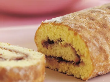 Raspberry jam roll