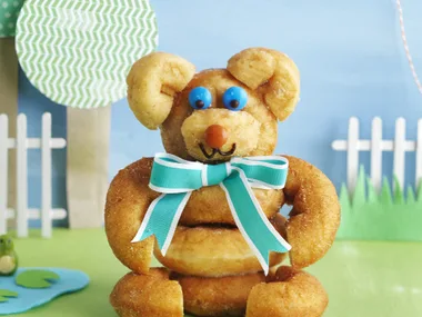 Teddy bear birthday cake