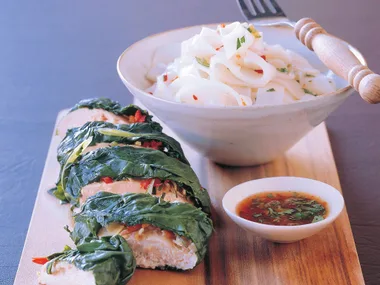 Thai-style steamed chicken with noodles