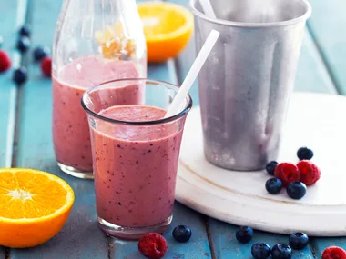 orange berry smoothie