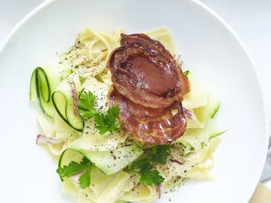 Zucchini and garlic pappardelle